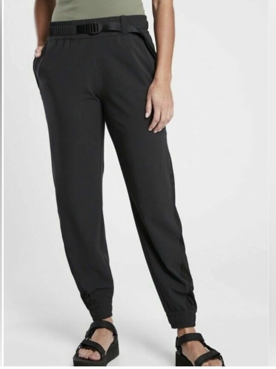 Pants - Athleta Quest Jogger Black Size 6 Lightweight Travel Hiking Pants 25410